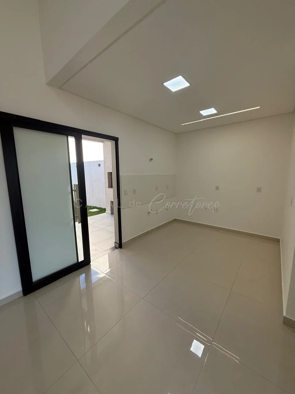 Casa Linda no Bairro Tropical
