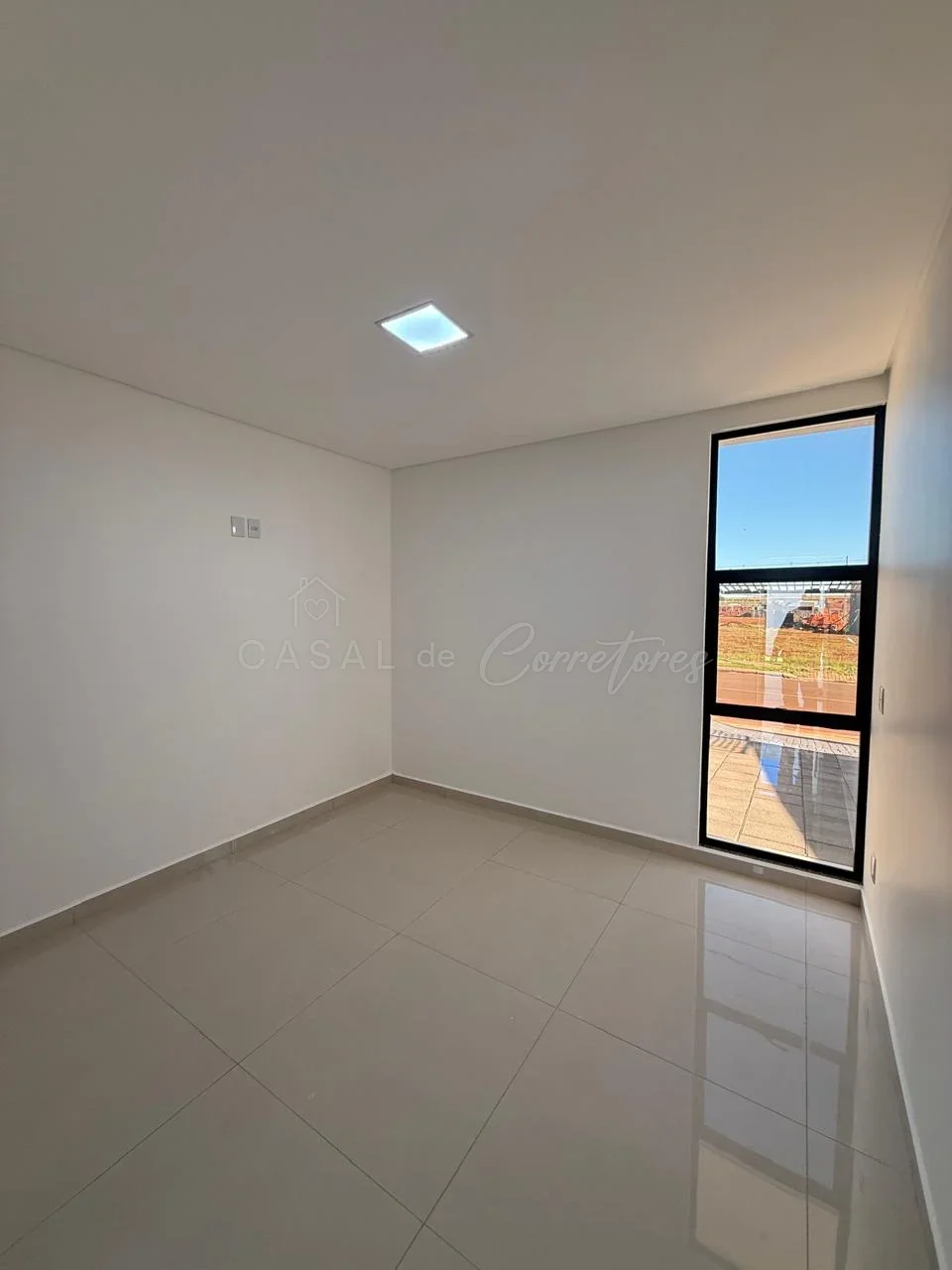 Casa Linda no Bairro Tropical