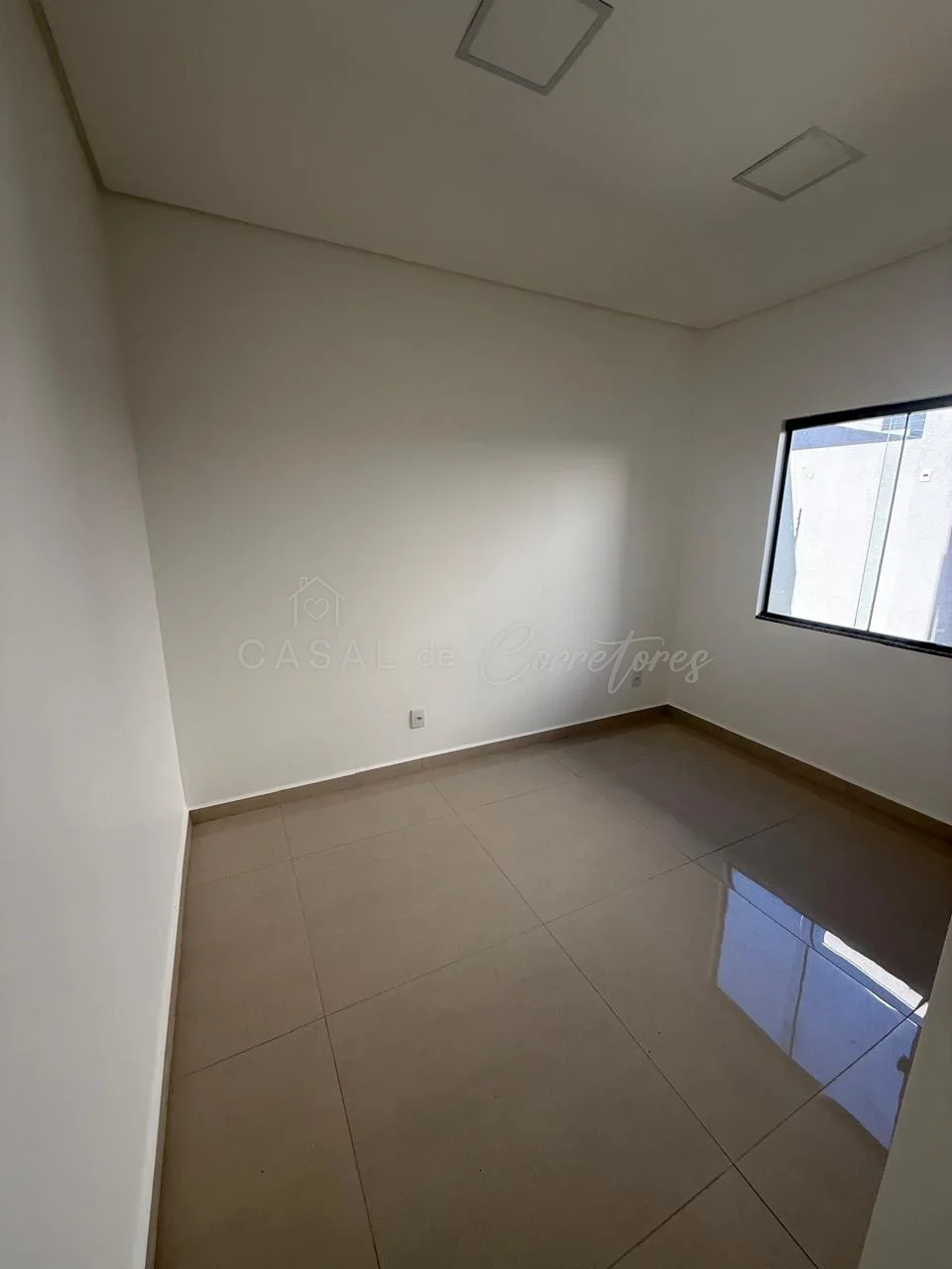 Casa Linda no Bairro Tropical