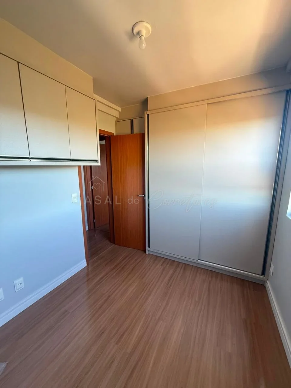 Apartamento Mobiliado Jd. Universitário