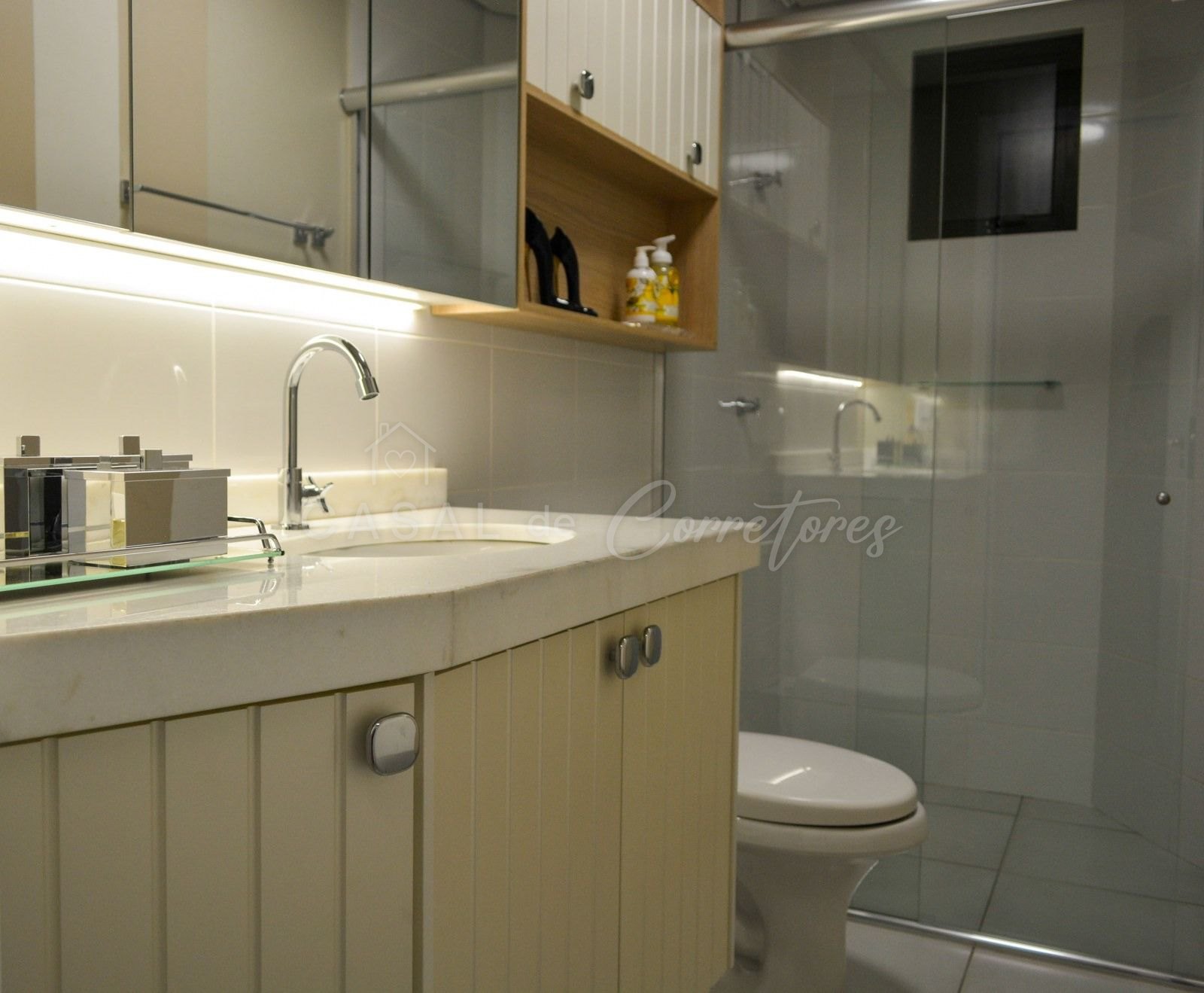 Apartamento térreo mobiliado e decorado