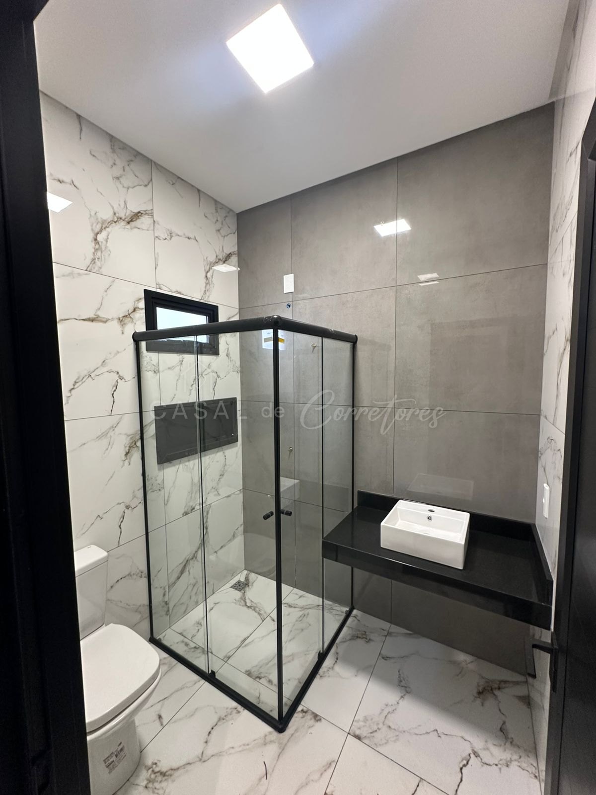 Casa em Santa Felicidade — Acabamento Impecável