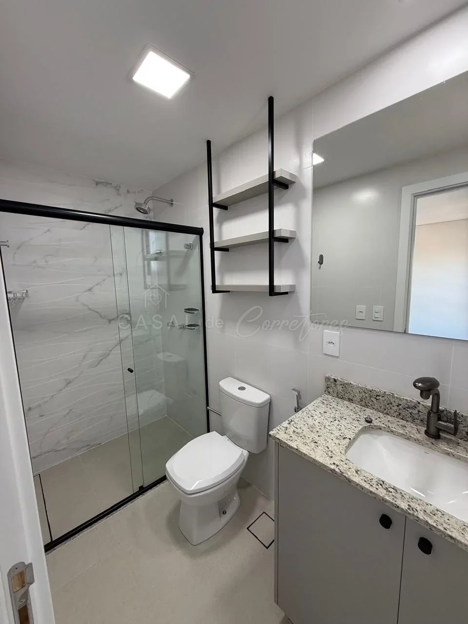 Apartamento de Alto Padrão para Locação no Edificio Francisco Henrique Renz.