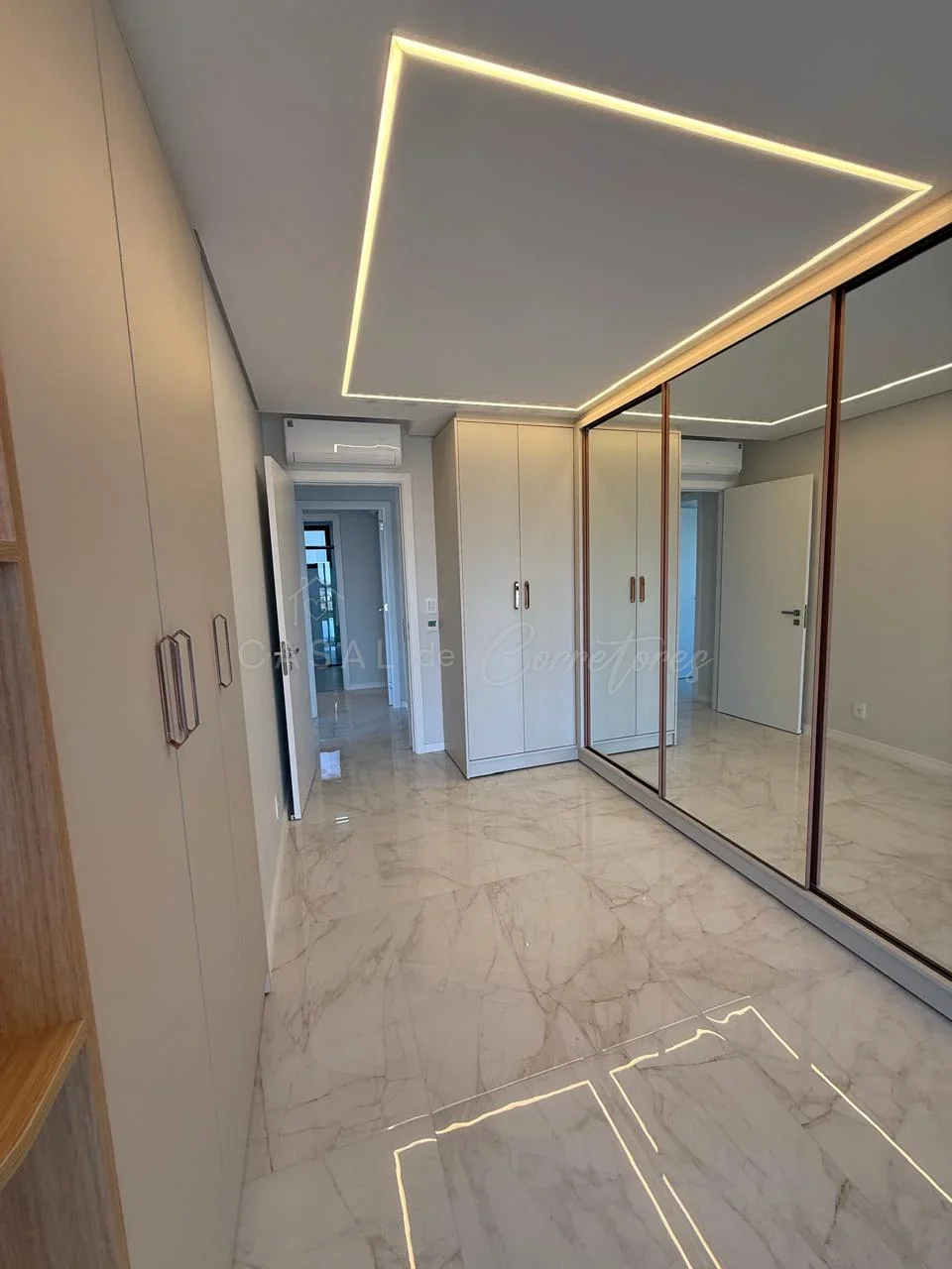 Apartamento de Alto Padrão para Locação no Edificio Francisco Henrique Renz.