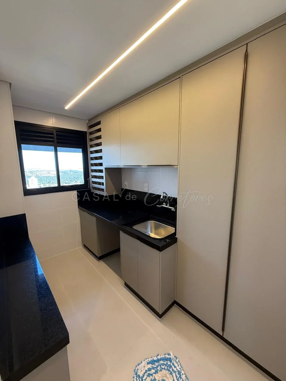 Apartamento de Alto Padrão para Locação no Edificio Francisco Henrique Renz.