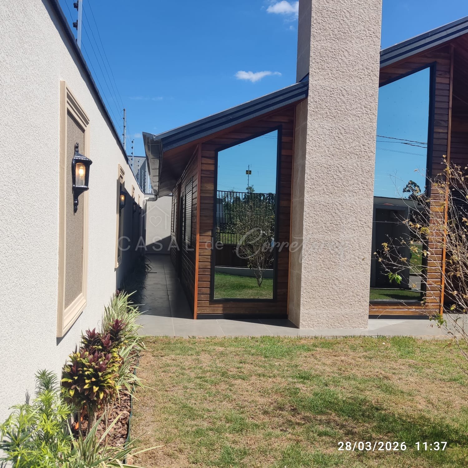 Casa de alto padrão com piscina aquecida