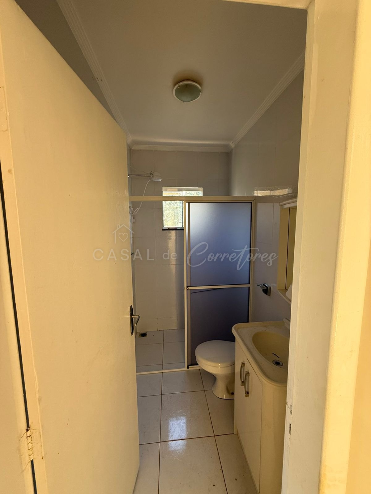 Terreno com duas casas no Neva