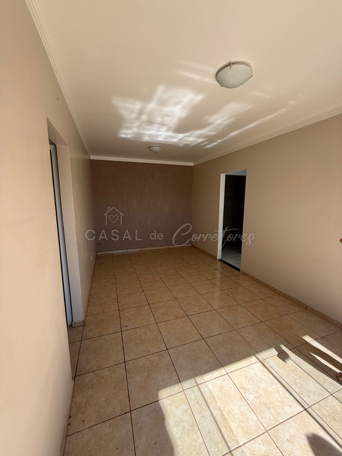 Terreno com duas casas no Neva